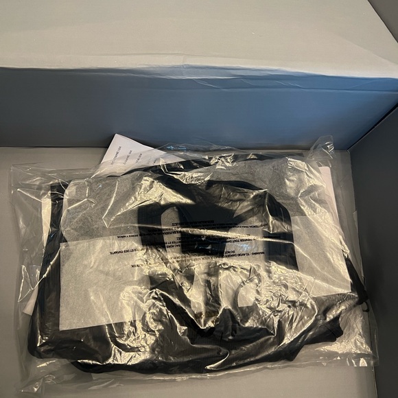 Brand New Airlift Ribbed Enchanted Bra Tank Alo Yoga - Picture 5 of 6